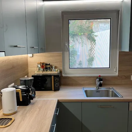 Maria's Jasmine Volos