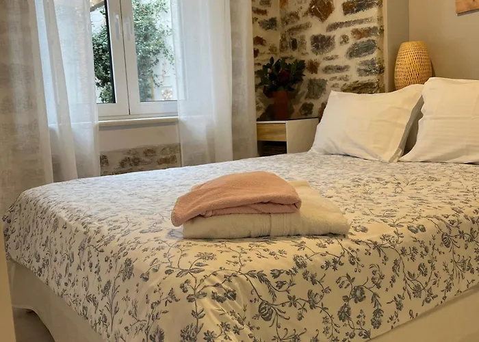 Maria's Jasmine Apartamento