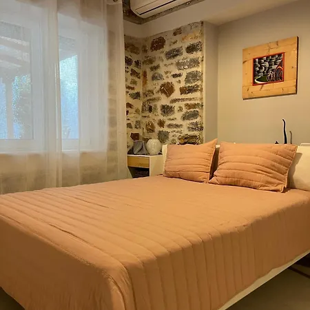 Maria's Jasmine Apartament *