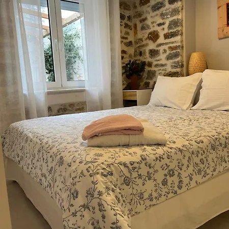 Maria's Jasmine Apartamento